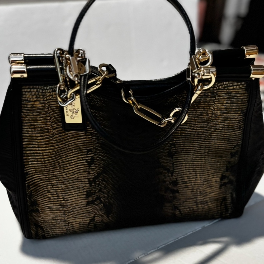 COACH limited edition handbag. Black w/slight gold shimmer. Gold hardware - Picture 13 of 16